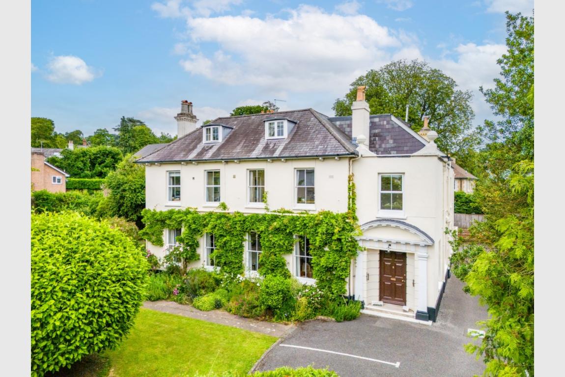 Image: 1 Rowlands Hill Wimborne Dorset Wimborne Town Centre