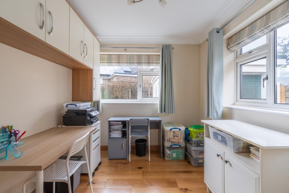 Image: 9 Glendale Close Wimborne Dorset Wimborne