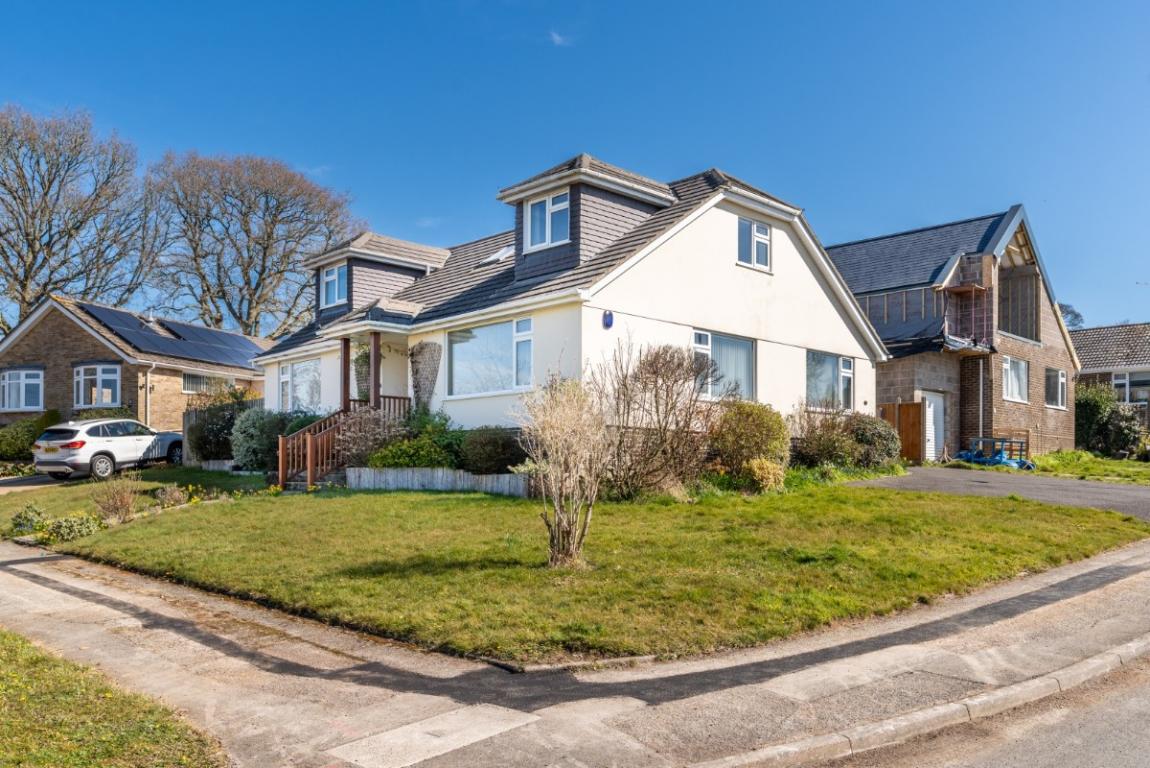 Image: 2 Glendale Close Wimborne Dorset Wimborne