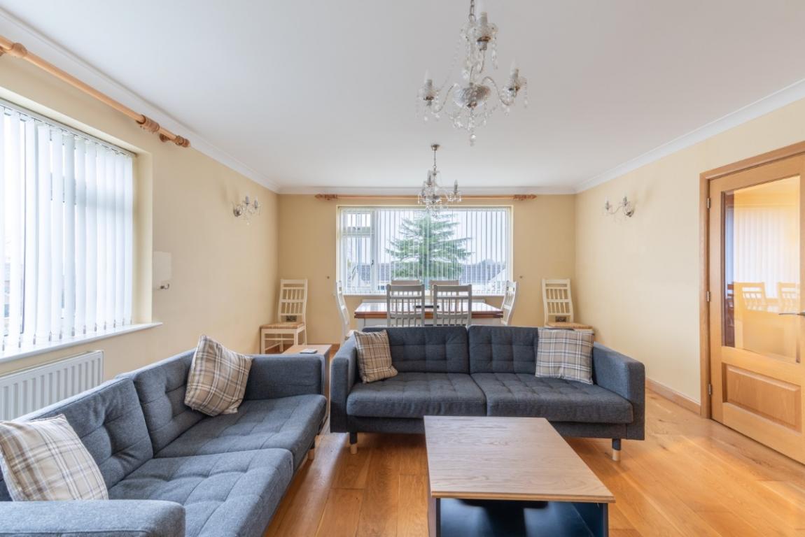 Image: 7 Glendale Close Wimborne Dorset Wimborne