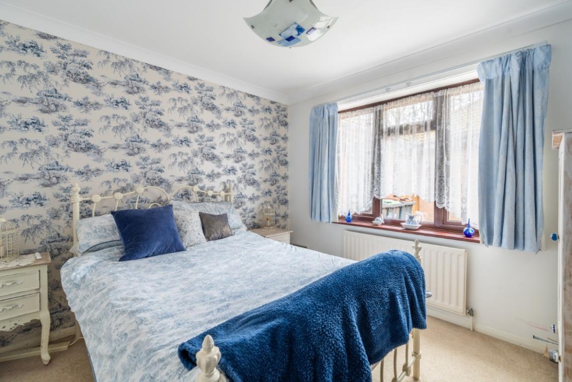 Image: 15 Summer Field Close Wimborne Dorset Wimborne