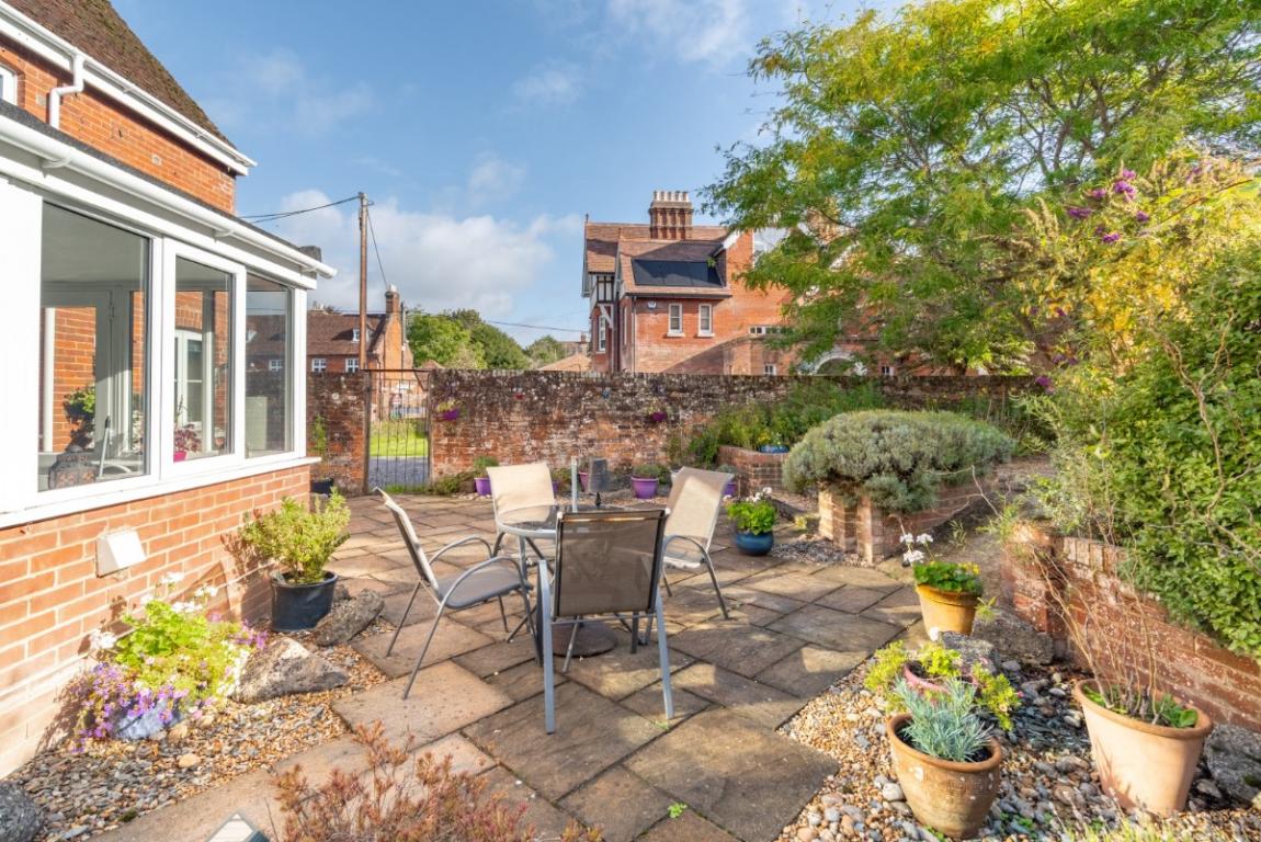 Image: 19 Wimborne Street Wimborne Dorset Cranborne