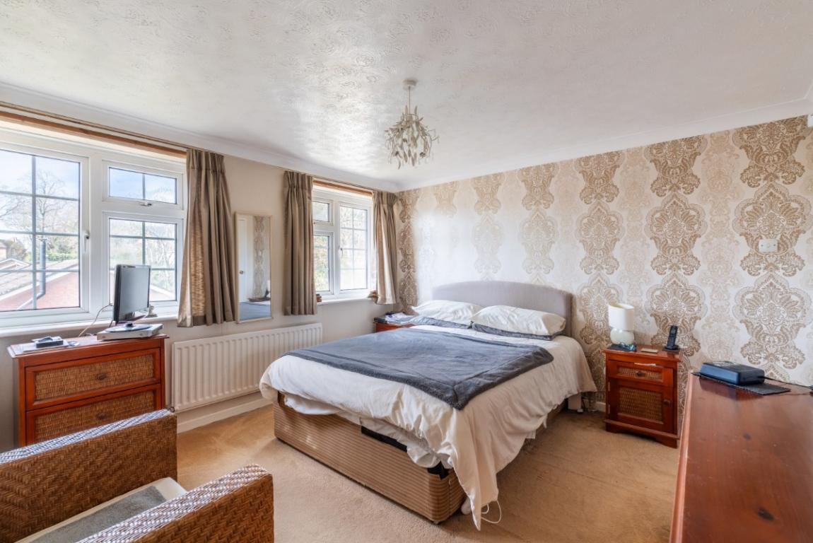 Image: 13 Pine Tree Close Wimborne Dorset Wimborne