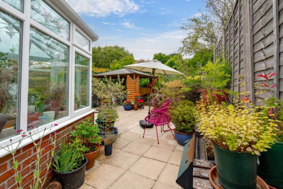 Image: 25 Leigh Lane Wimborne Dorset Wimborne