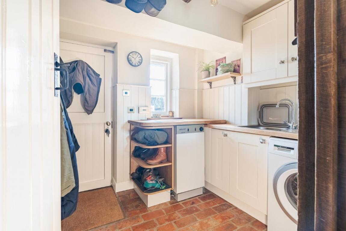 Image: 11 Westworth Farm Wimborne Dorset Edmondsham