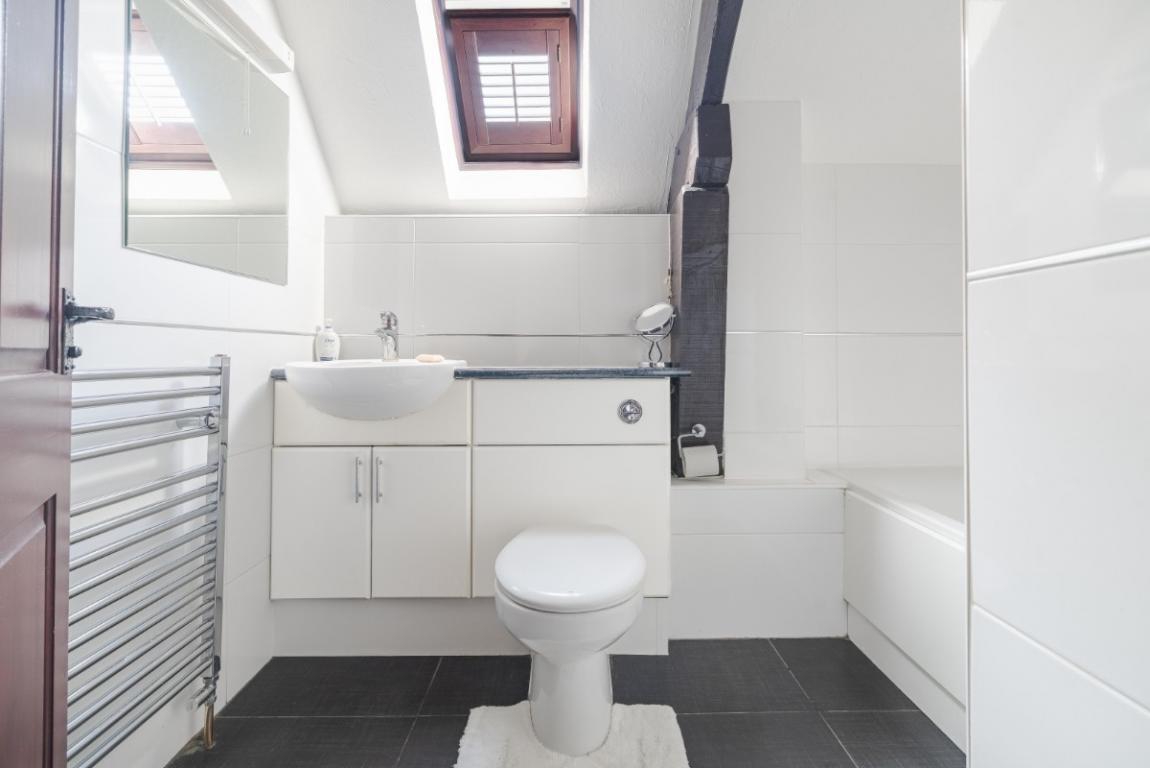 Image: 20 Lower Street Wimborne Dorset Witchampton