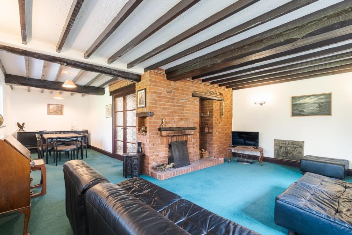 Image: 3 Lower Street Wimborne Dorset Witchampton