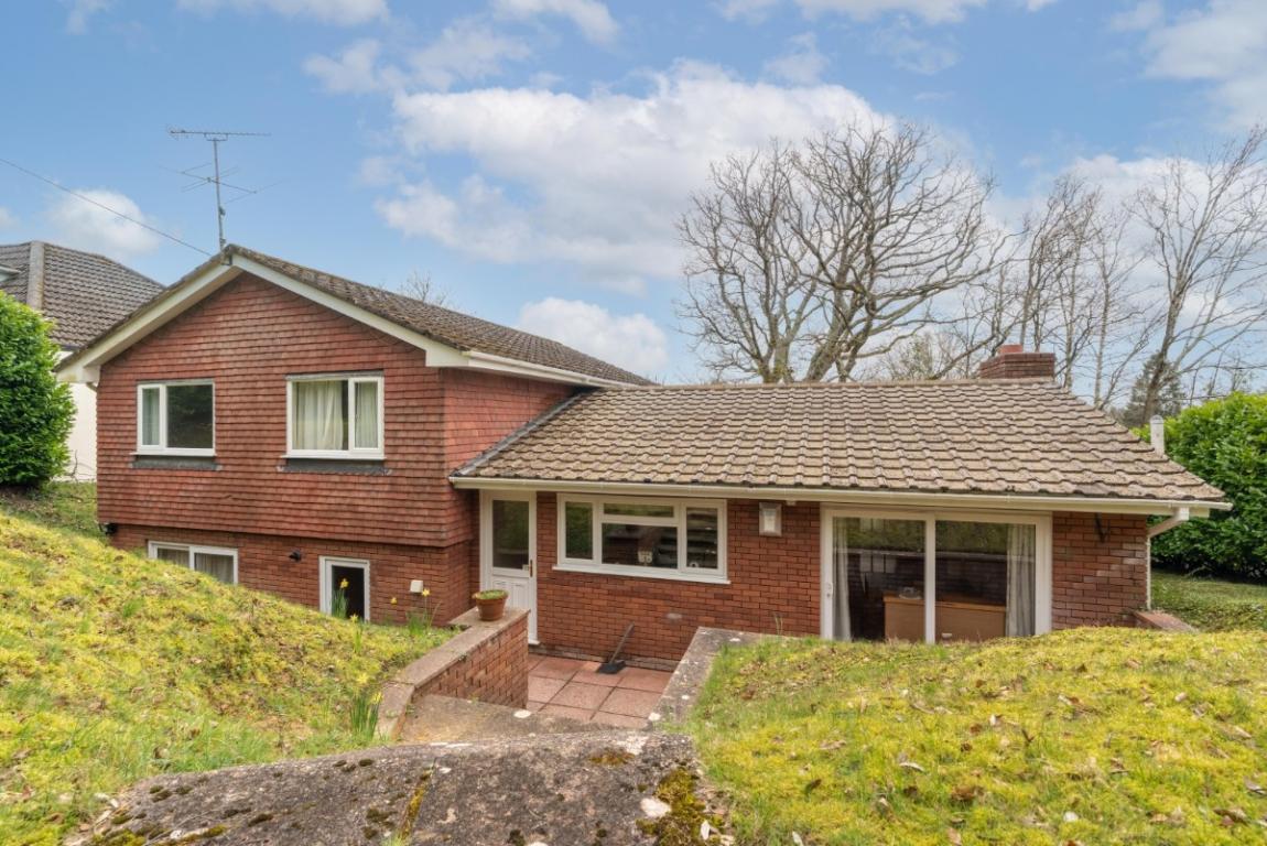 Image: 18 Lonnen Road Wimborne Dorset Colehill