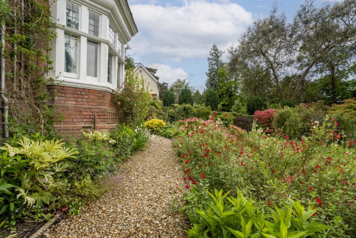 Image: 47 Lower Golf Links Road Broadstone Dorset Broadstone