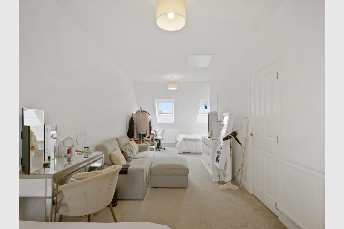 Image: 9 Strickland Way Wimborne Dorset Wimborne