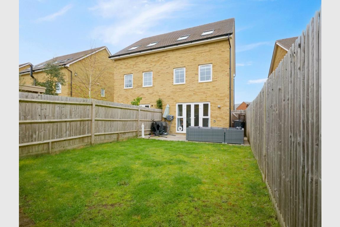 Image: 19 Strickland Way Wimborne Dorset Wimborne