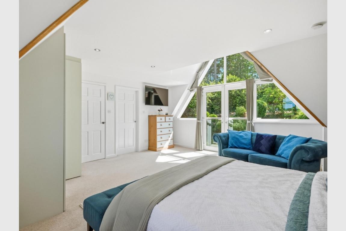Image: 17 Lonnen Road Wimborne Dorset Colehill