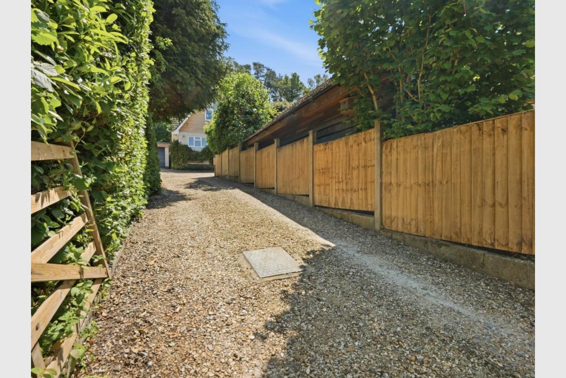 Image: 35 Lonnen Road Wimborne Dorset Colehill