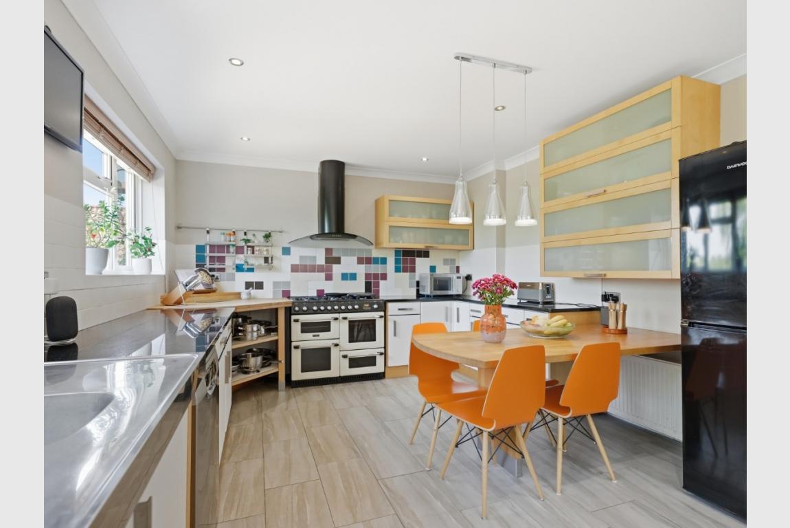 Image: 9 Lonnen Road Wimborne Dorset Colehill