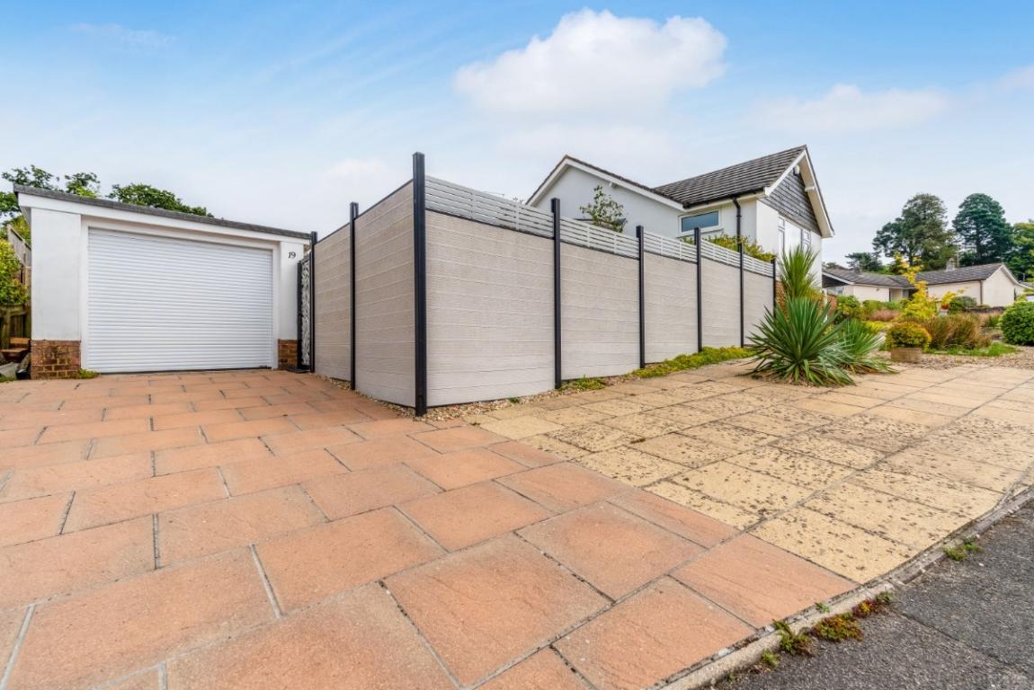 Image: 21 Lacy Drive Wimborne Dorset 