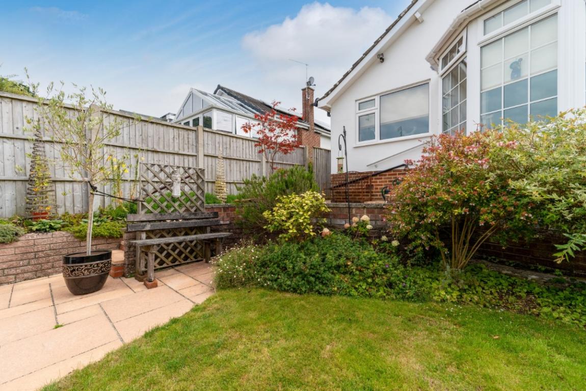 Image: 20 Lacy Drive Wimborne Dorset 